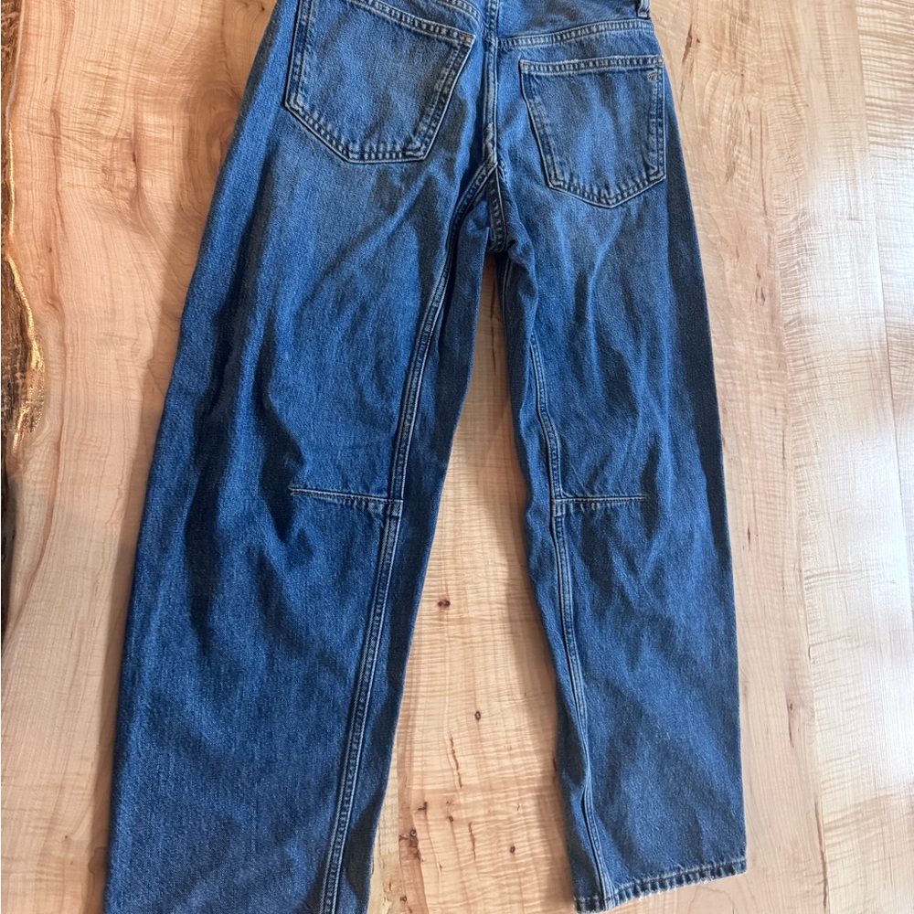 Madewell Women’s Darted Barrel Leg Jeans